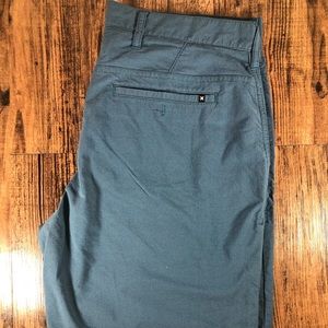 Hurley Dry-Fit Shorts Men 34